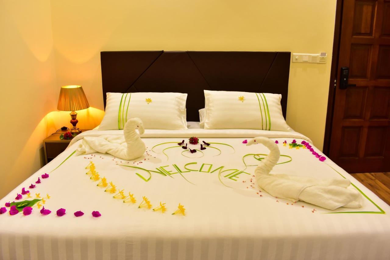 Isle Royal Inn Fuvahmulah Exterior photo